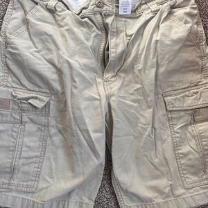 36 Men's Tan Cargo Shorts